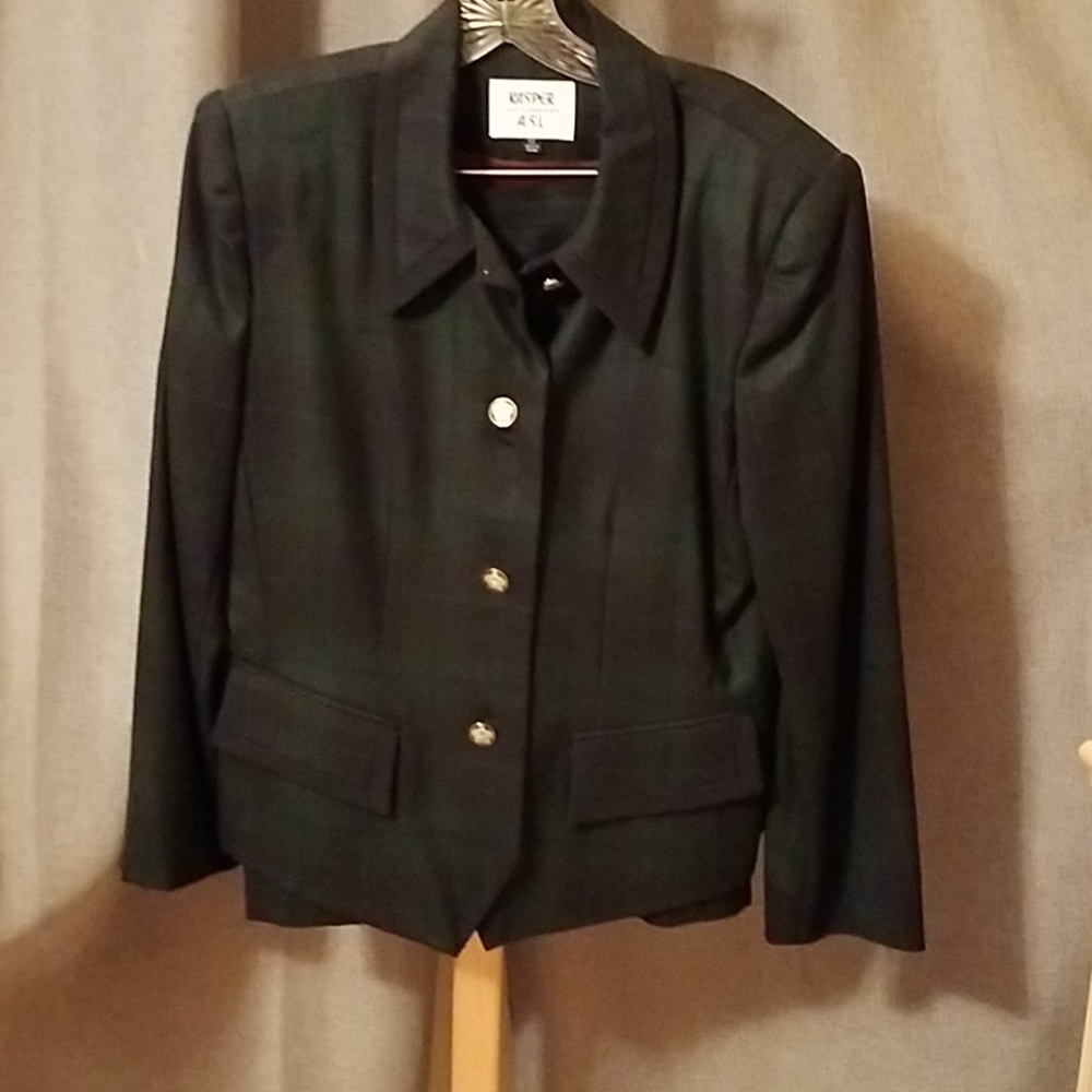 Kasper two-piece skirt suit